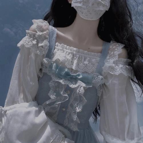 玉女含苞朵朵开